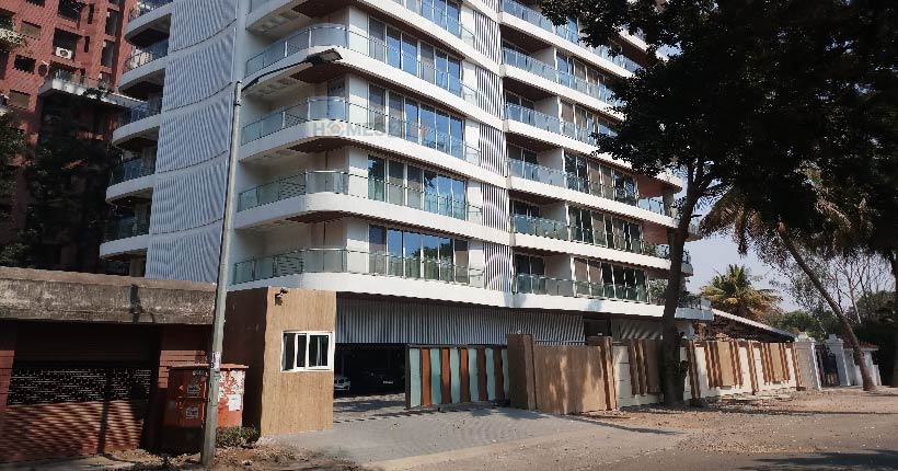 Supreme Esteban Cover Image